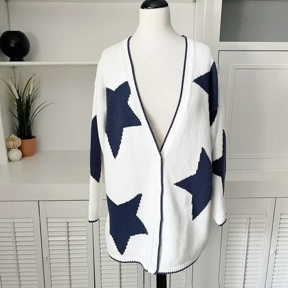 Adrienne Vittadini Navy and White Star Sweater - Picture 1 of 7